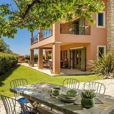 Villa Oleanna - Elena Svoronata