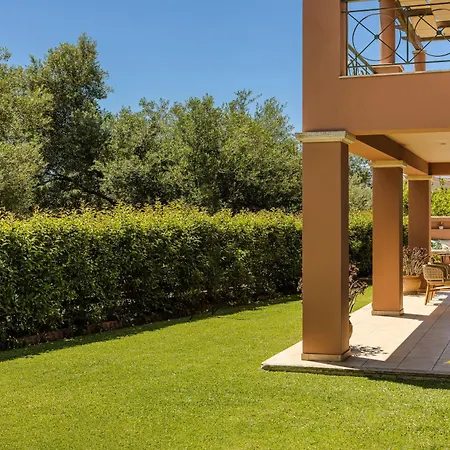 Oleanna - Elena Villa