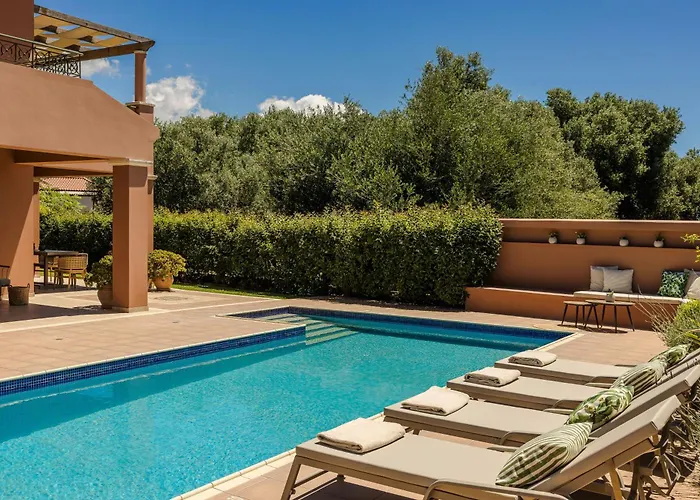 Oleanna - Elena Villa Svoronata