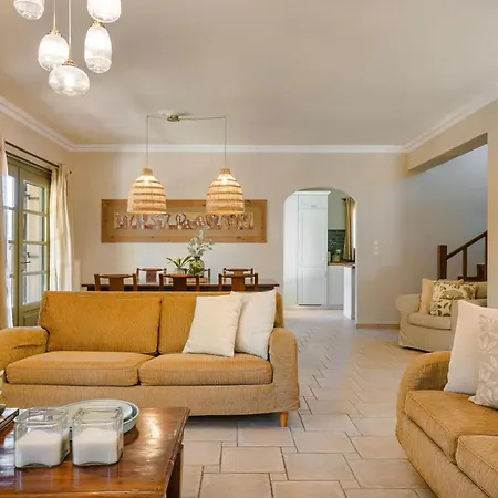 Oleanna - Elena Villa Zvoronáta