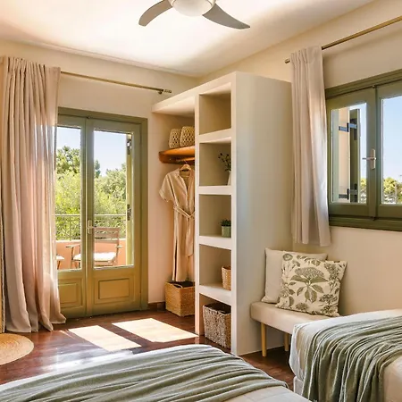 Villa Oleanna - Elena Zvoronáta