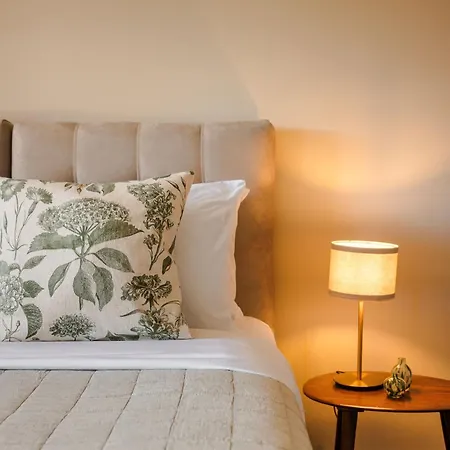 Oleanna - Elena * Zvoronáta